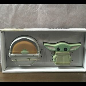 Mandalorian Star Wars Salt & Pepper Shakers